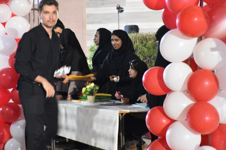 استقبال انجمن اسلامی دانشجویان مستقل دانشگاه در آیین دانشجویان نوورود۱۴۰۴